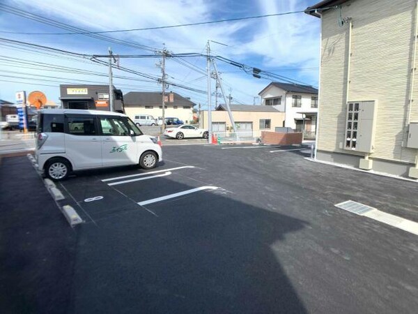 駐車場(駐車場)