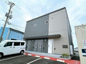 More＆More外観写真