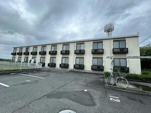 レオパレスあゆみ外観写真
