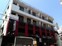 日豊本線 大分駅 4階建 築60年の外観写真