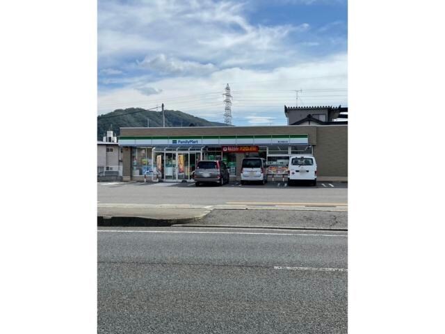 ファミリーマート鯖江新横江店