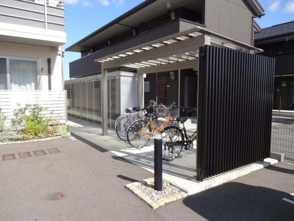 建物設備(駐輪場　物置)