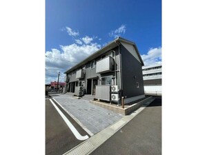 ヴィアーレⅡ外観写真