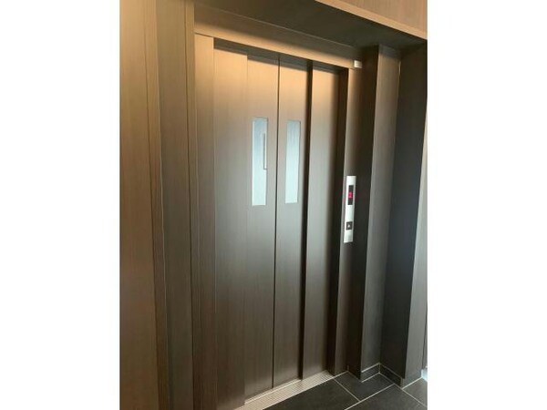 建物設備(共用エレベーター)