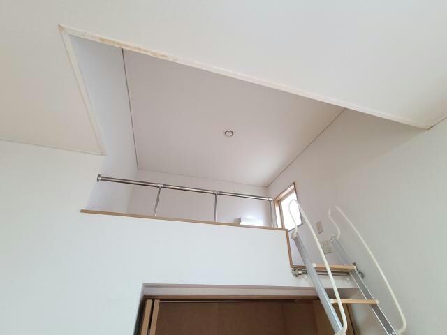 物件内観写真7　(ロフト)
