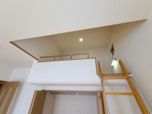 物件内観写真8　(ロフト)