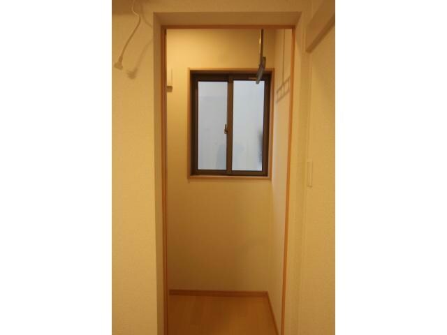 物件内観写真7　(サンルーム)