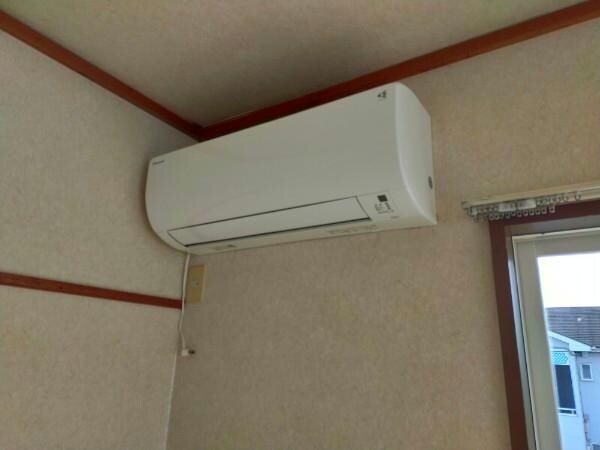 物件内観写真12　(エアコン2基付です)