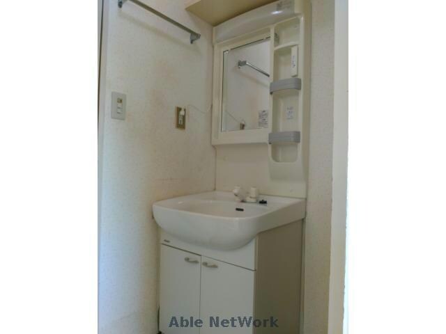 物件内観写真11　(洗面所)