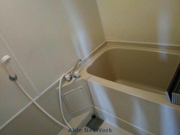 バス／シャワールーム等(浴室)