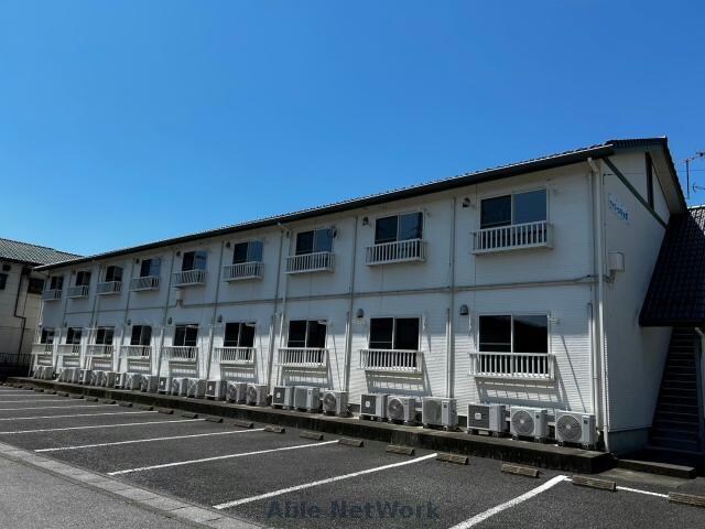 ファミーユ茂木Ａの物件外観写真