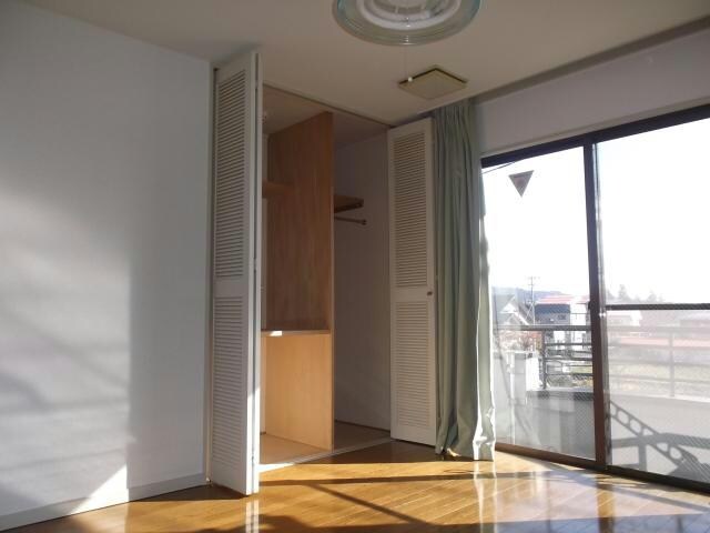 物件内観写真5　(洋室)