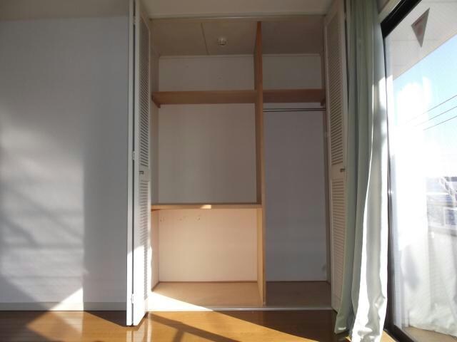 物件内観写真6　(収納)