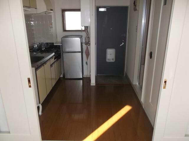 物件内観写真9　(キッチン前)