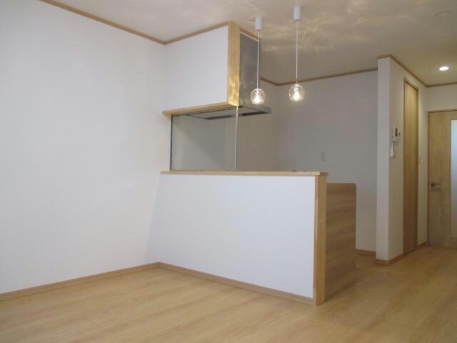 物件内観写真5　(洋室)