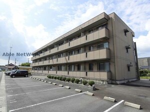 エレガンス姫原外観写真