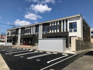 フォーフロント今岡外観写真