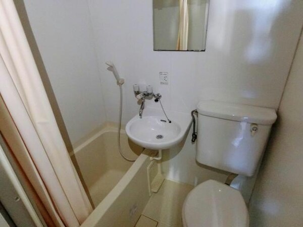 バス／シャワールーム等