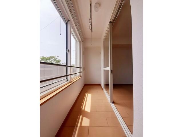 物件内観写真6　(サンルーム)