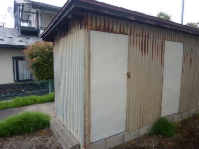 物件内観写真17　(物置)