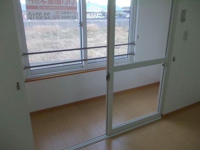 物件内観写真8　(サンルーム)