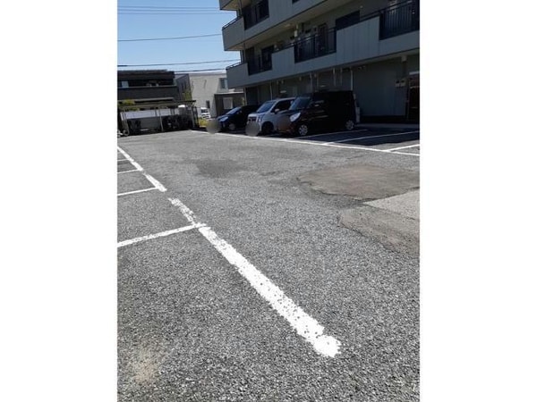 駐車場(駐車場)