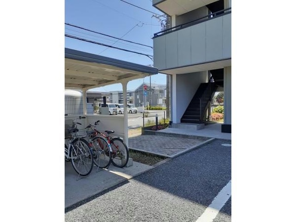駐輪場(駐輪場)