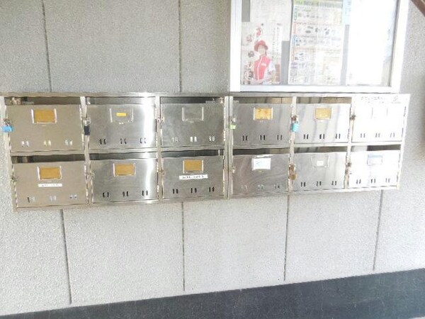 建物設備(集合ポスト)