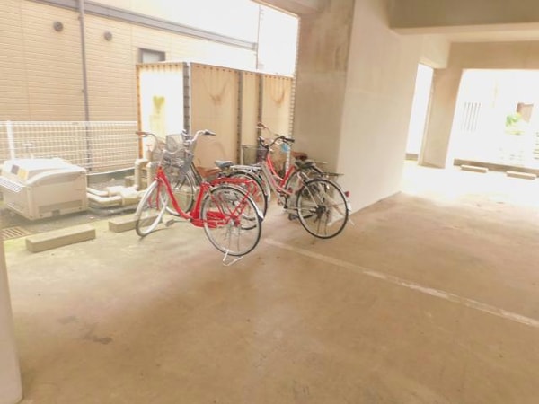 外観(駐輪場)