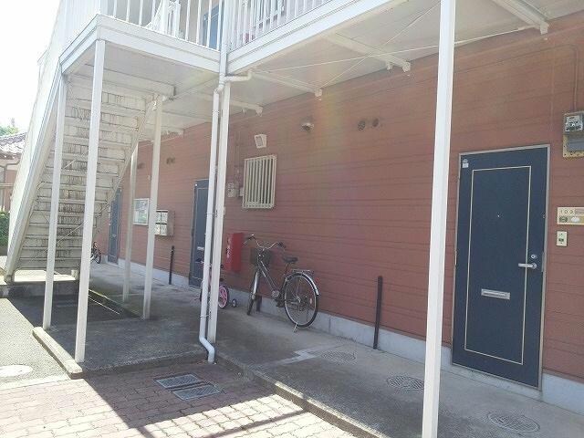 物件外観写真2　(共用部)