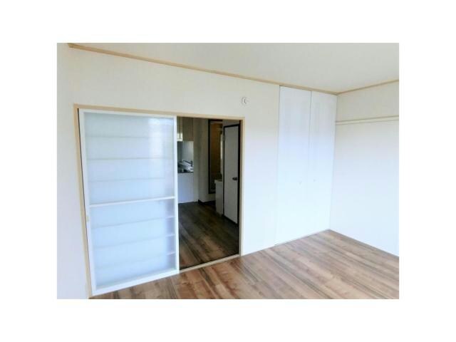 物件内観写真8　(リビング)