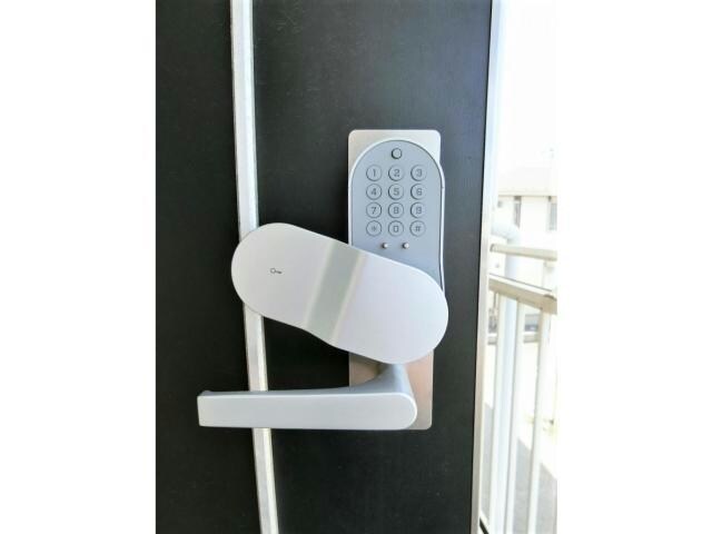 物件内観写真19　(スマートロックキー)