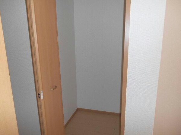 収納(収納)