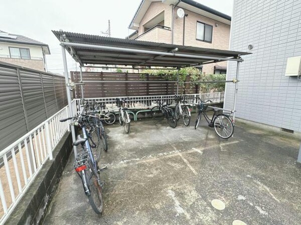 駐車場(駐車場)