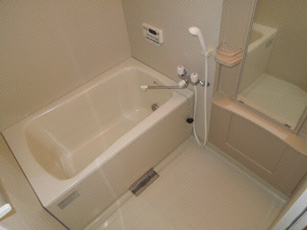 バス／シャワールーム等(バス／シャワールーム等)