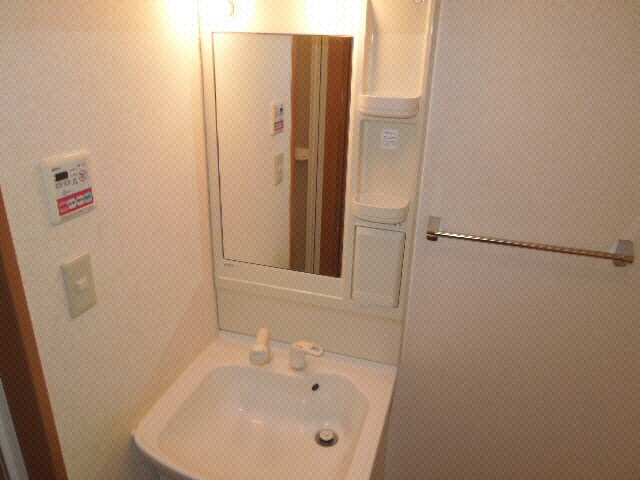 物件内観写真11　(洗面)