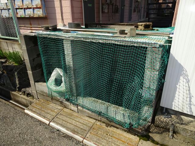 物件外観写真4　(ｺﾞﾐ置場)