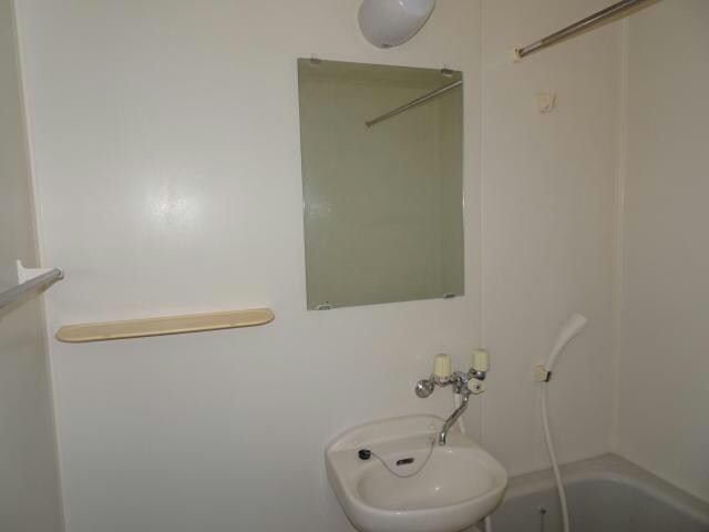 物件内観写真9　(洗面)