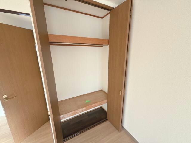 物件内観写真11　(収納)