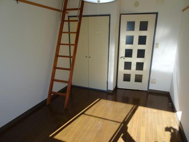 物件内観写真6　(洋室)