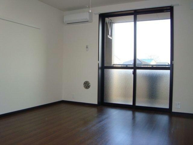 物件内観写真6　(居室)