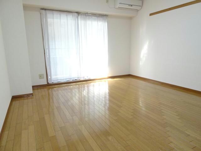 物件内観写真6　(洋室)