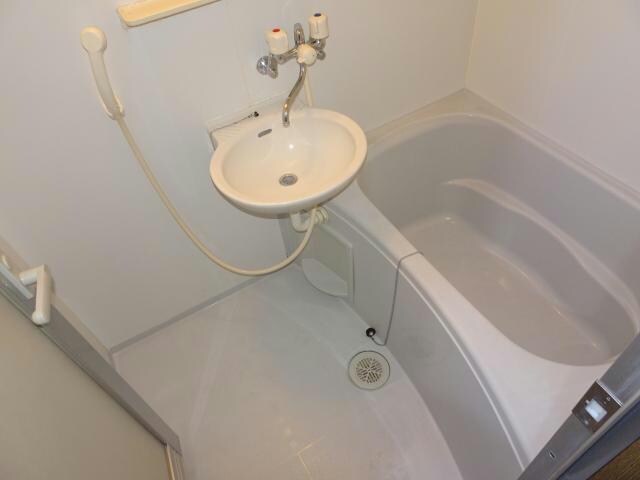 物件内観写真13　(浴室)