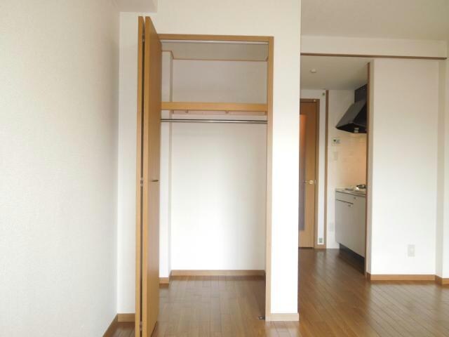 物件内観写真7　(クローゼット)