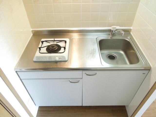 物件内観写真8　(システムキッチン)