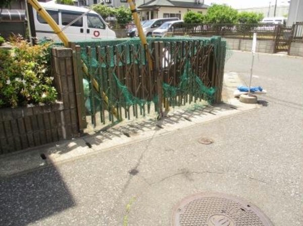 建物設備(敷地内ゴミ置場)