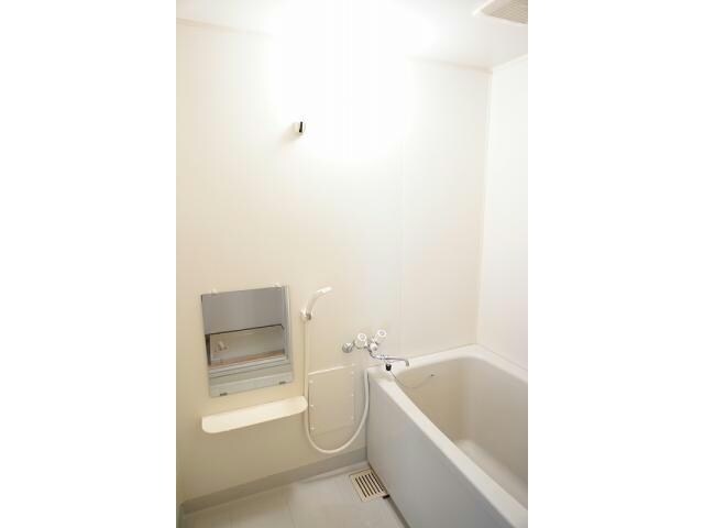 物件内観写真9　(浴室)