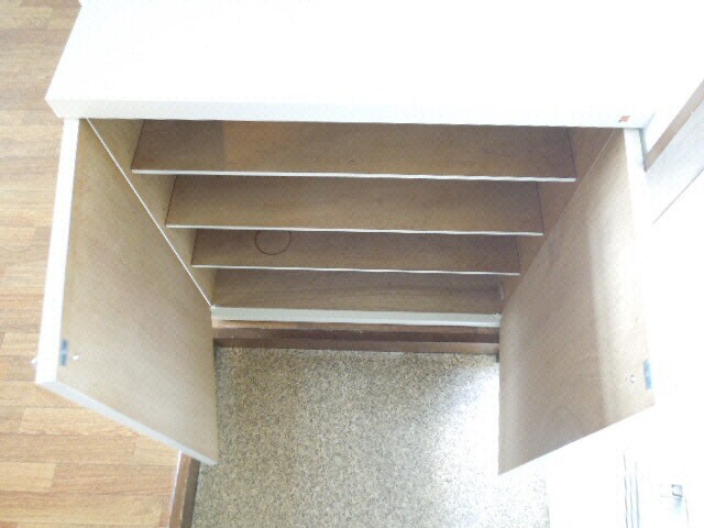 物件内観写真13　(下駄箱)