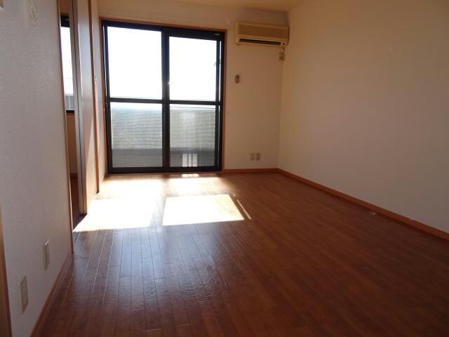 物件内観写真5　(ＬＤＫ)