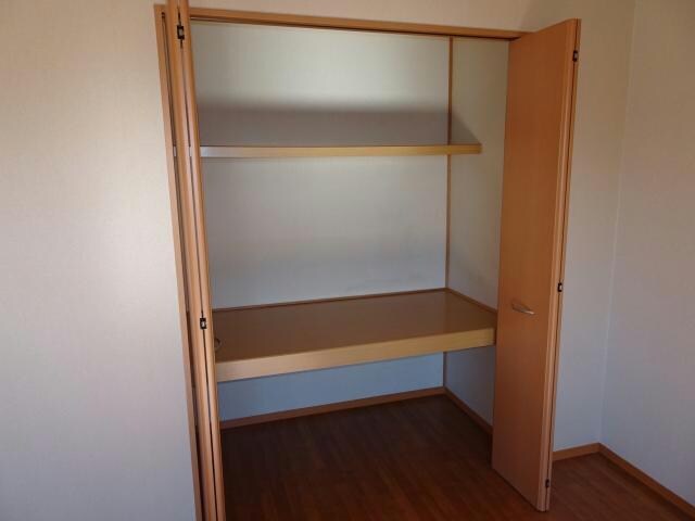 物件内観写真14　(収納)